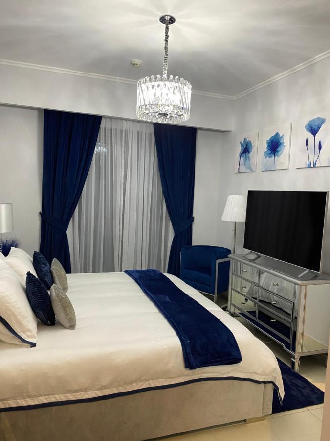Lux Burj Views -boulevard -prime Location Downtown Apartment Dubai